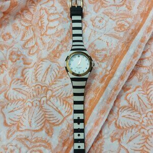 3685 Women's Vintage Kate Spade Black & White Watch With New Battery.